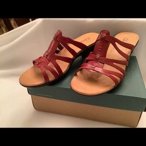 CLARKS HEELED DRESS SANDALS